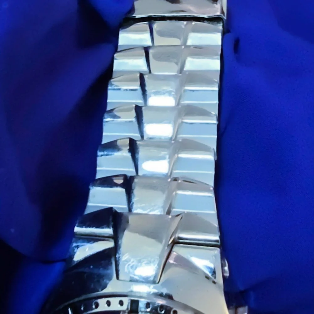 Invicta Excursion Swiss Made Luxury Invicta Big Mens Watch